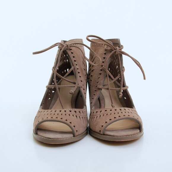 Vince Camuto Tarita Leather Cutout Open Toe Sandals Tan Women Size 7.5 Wide - Picture 3 of 16